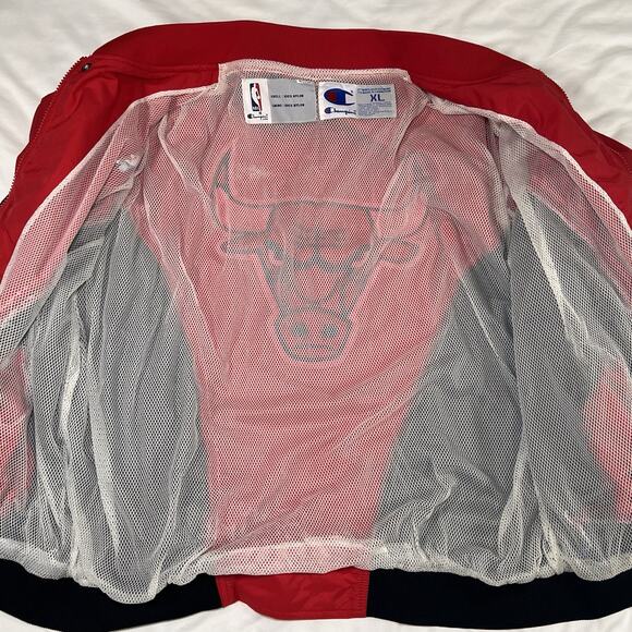 Champion Chicago Bulls Pregame Warm-Up Jacket Size XL Red Black VTG 90s RARE MJ - Picture 16 of 16